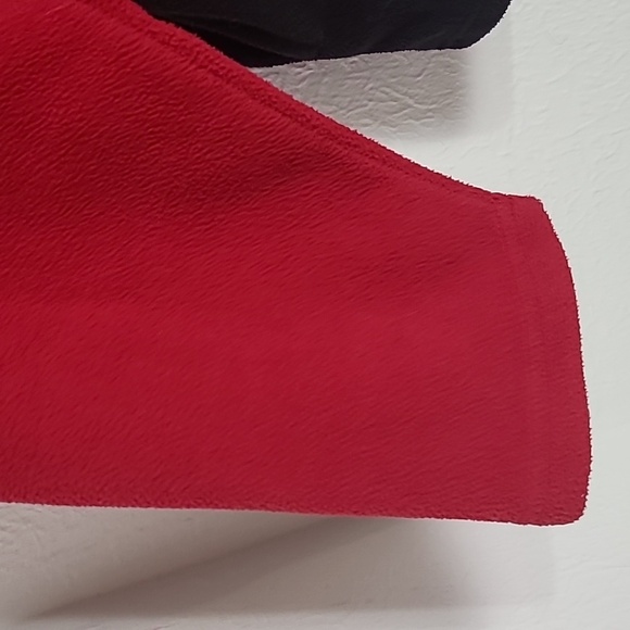 Old Navy Red & Black Fleece Pullover Longsleeve Top, Size 12 - Picture 6 of 7